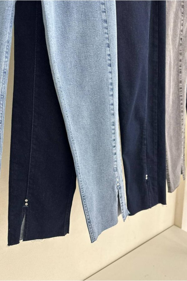 Belden Lastikli Paçada Taş Detaylı Denim Pantolon - Koyu