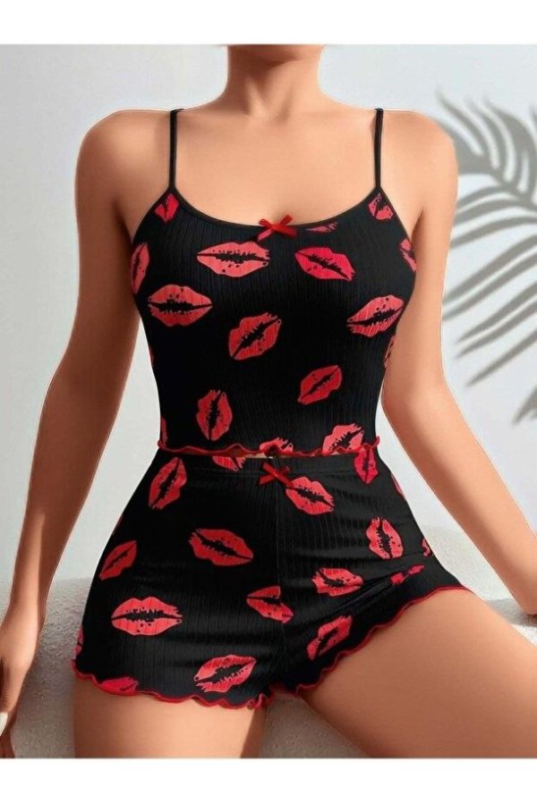 Kadın Siyah Dudak Desenli Şortlu Pijama Takımı