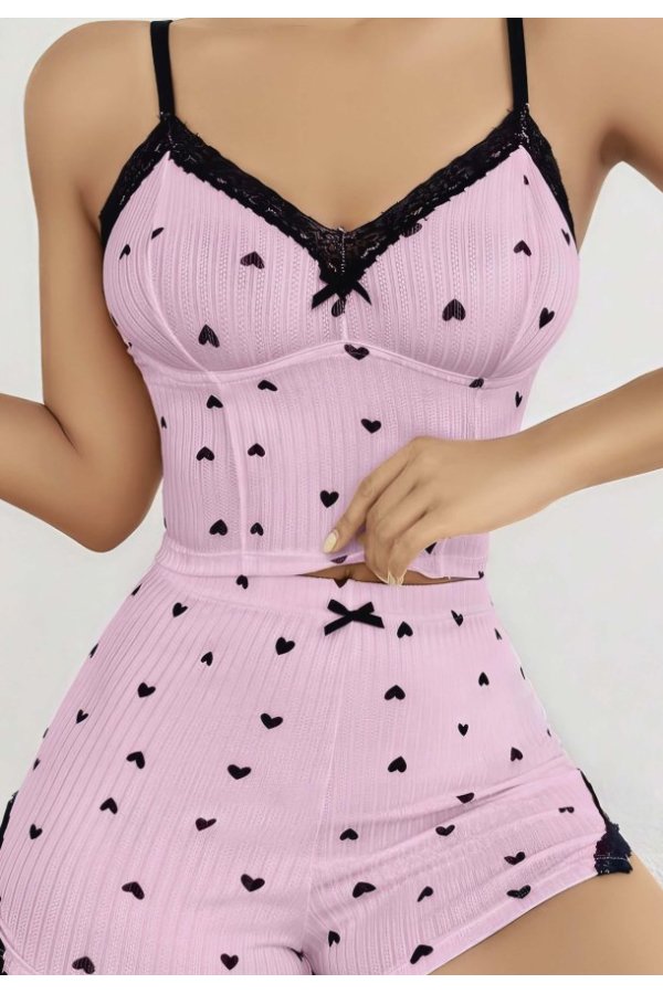 Kadın Pembe Kalp Desenli Askılı Şortlu Pijama Takım