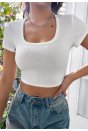Kadın Beyaz Yarım Kol Düz Yaka Crop Top Bluz