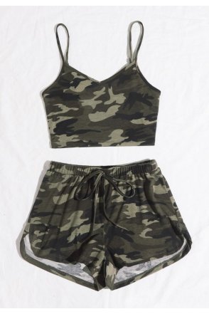 Kadın Kamuflaj Desenli Askılı Crop Top ve Şortlu Gecelik Takım