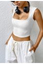 Kadın Beyaz Kare Yaka Kalınlaşan Omuz Detaylı Crop Top Bluz