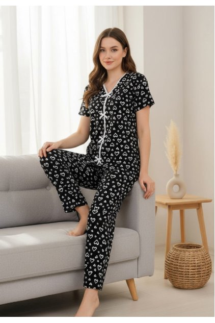 Kadın Siyah Kalp Desenli Fiyonklu Kısa Kollu Uzun Pijama Takımı