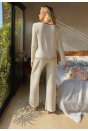 Kadın Beyaz Fiyonklu İç Çamaşırı ve Uzun Kollu V Yaka Pijama Takımı 4'lü Set