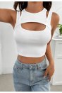Kadın Beyaz Kalın Askılı Cut Out Dekolteli Crop Top Bluz