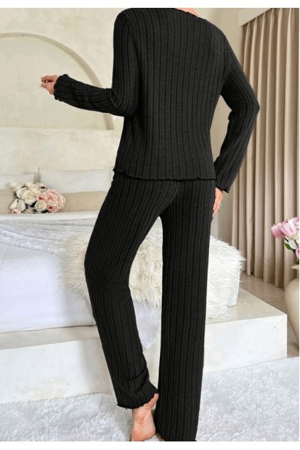 Kadın Siyah Uzun Kollu Fiyonklu Yuvarlak Yaka Mevsimlik Pijama Takımı