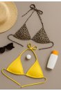 Kadın Leopar Desenli ve Sarı Minimal Kesim Üçgen Bikini Üstü