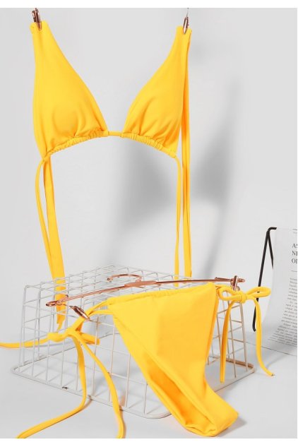 Kadın Sarı Yandan Bağlamalı Tangalı Üçgen Bikini Mayo Takımı