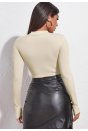 Kadın Ekru Göğüs Dekolteli Uzun Kollu Cut Out Crop Top Bluz