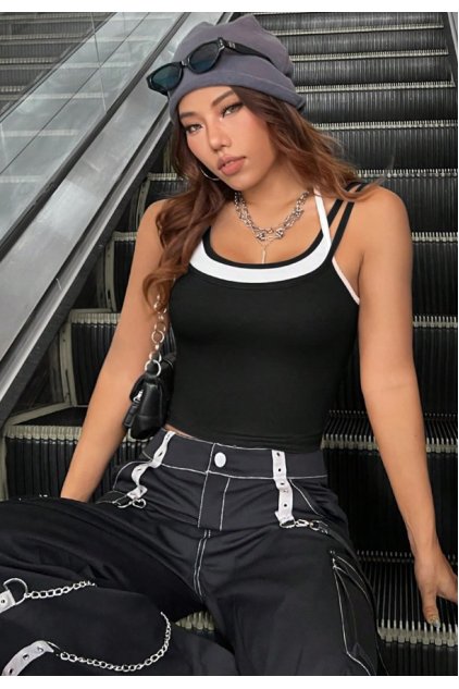 Kadın Beyaz Siyah Çift Renk Çapraz Askılı Crop Top Bluz