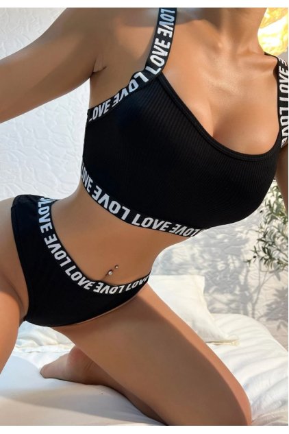 Kadın Siyah Çapraz Sırt Ve Love Yazı Detaylı Iç Çamaşır Takımı