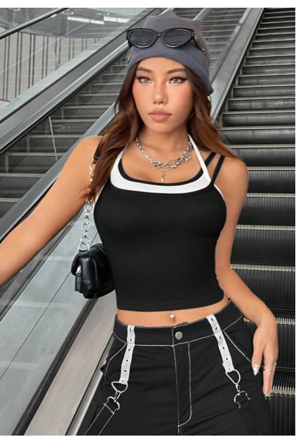 Kadın Beyaz Siyah Çift Renk Çapraz Askılı Crop Top Bluz