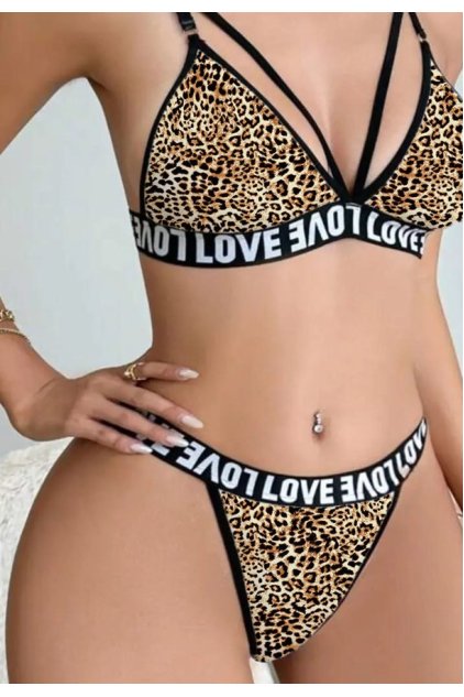 Kadın Leopar Desenli Love Yazı Detaylı Harness İç Çamaşır Takımı