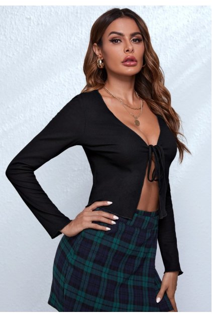 Kadın Siyah Uzun Kollu Önden Bağlama Detaylı Crop Top Bluz