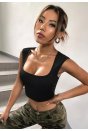 Kadın Siyah Kare Yaka Kalınlaşan Omuz Detaylı Crop Top Bluz