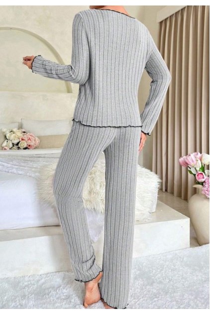 Kadın Gri Çizgili Uzun Kollu Fiyonk Detaylı Pijama Takımı Rahat Mevsimlik
