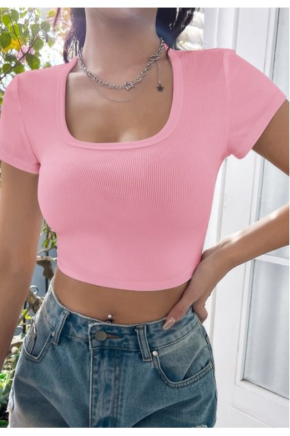 Kadın Pembe Yarım Kol Düz Yaka Crop Top Bluz